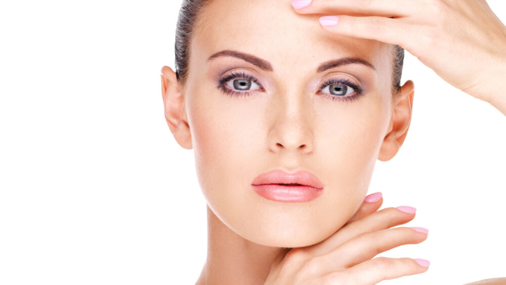 Jak poprawić rysy twarzy?