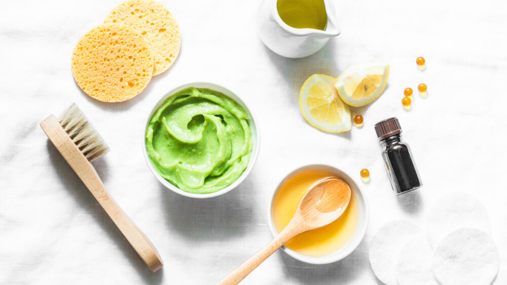 Zmień podejście do codziennej pielęgnacji skóry i wypróbuj skin cycling